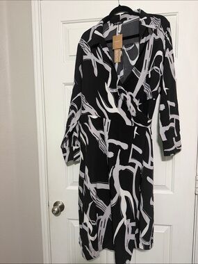 BloomChic Black & White Abstract Wrap-Style Midi Dress